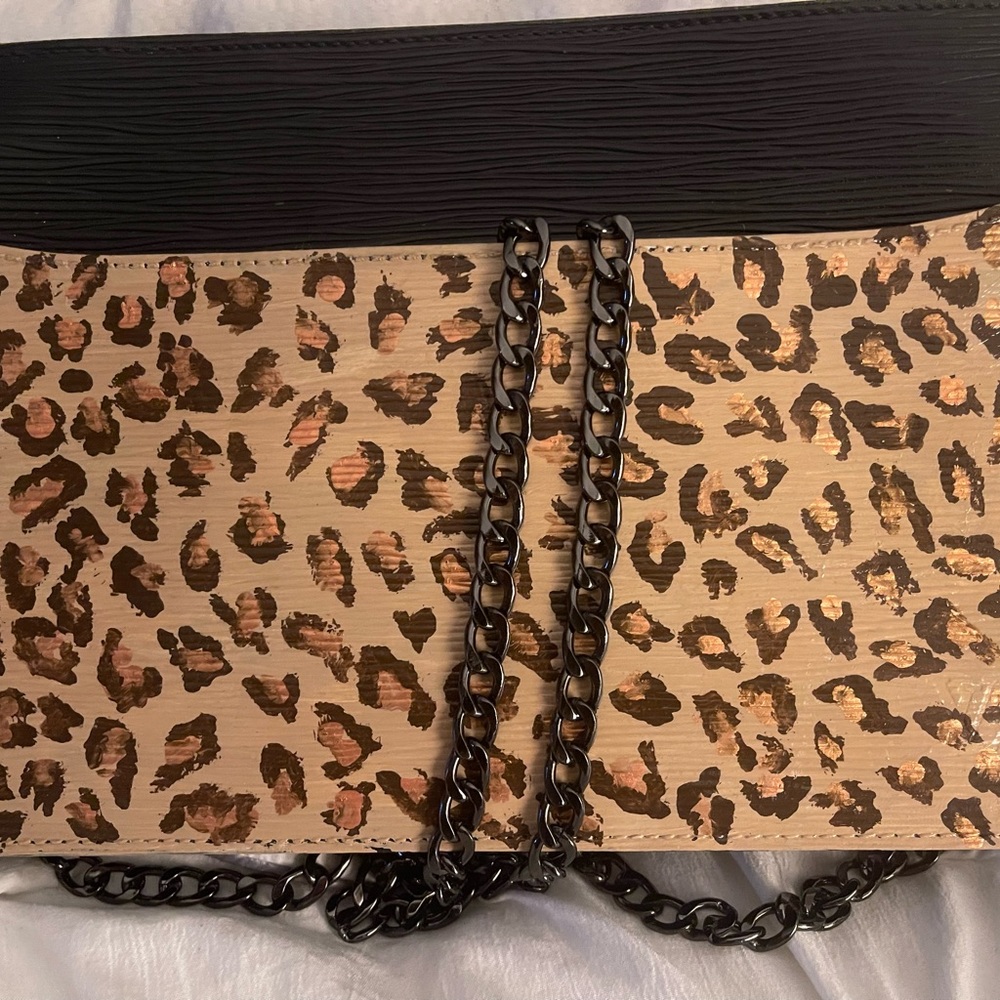 Louis Vuitton purse
